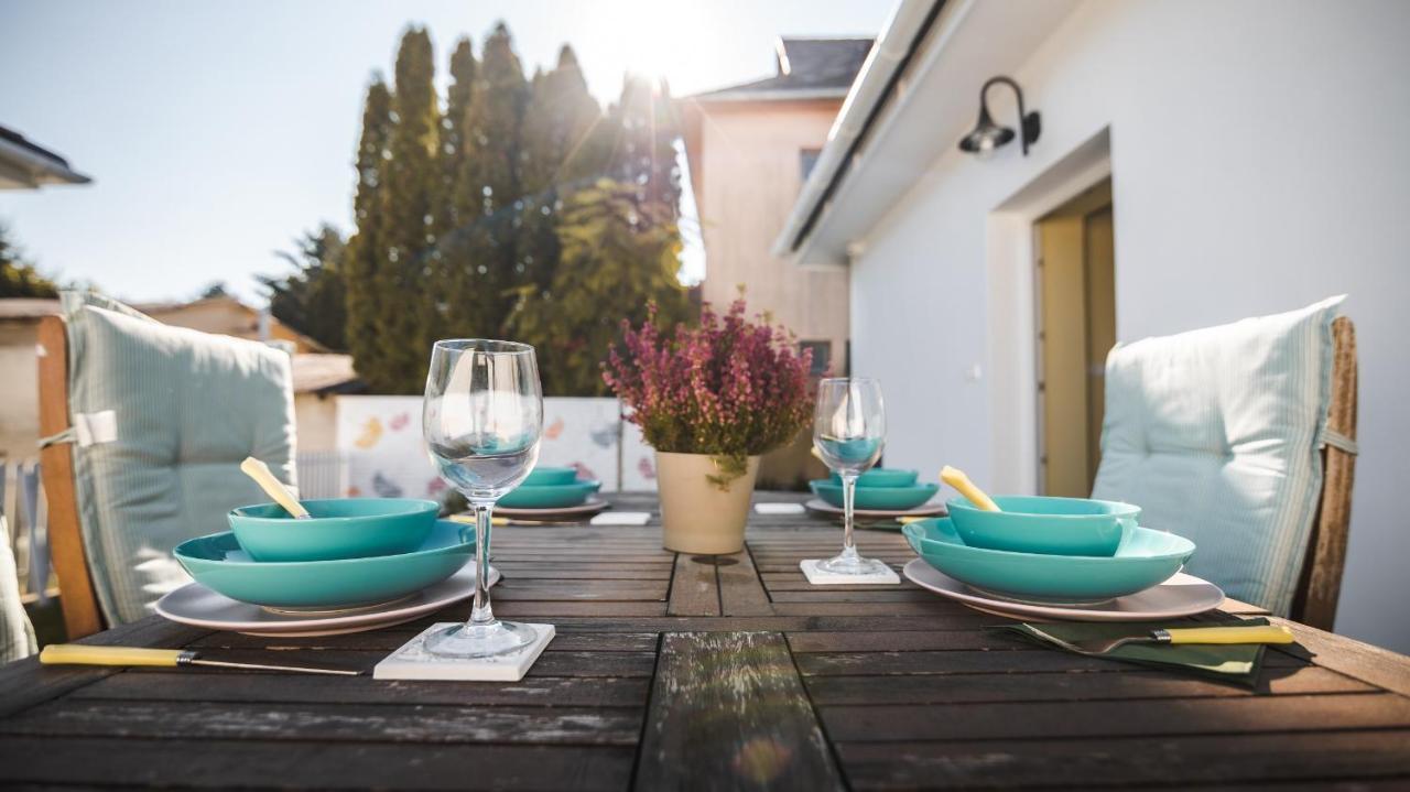 The Doors Boutique Apartments Mosonmagyaróvár Exterior foto
