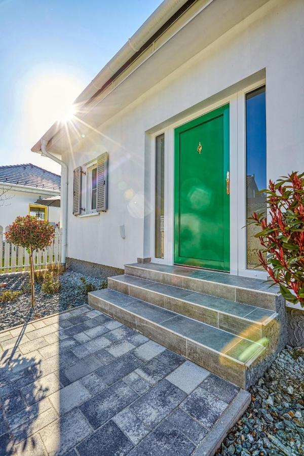 The Doors Boutique Apartments Mosonmagyaróvár Exterior foto